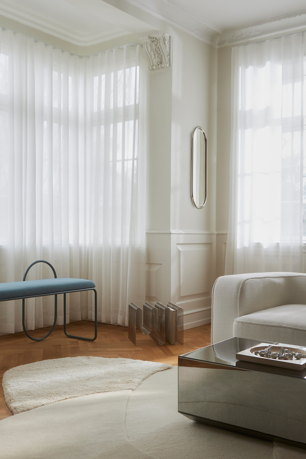 CURVA magazine holder CURVA magazine holder